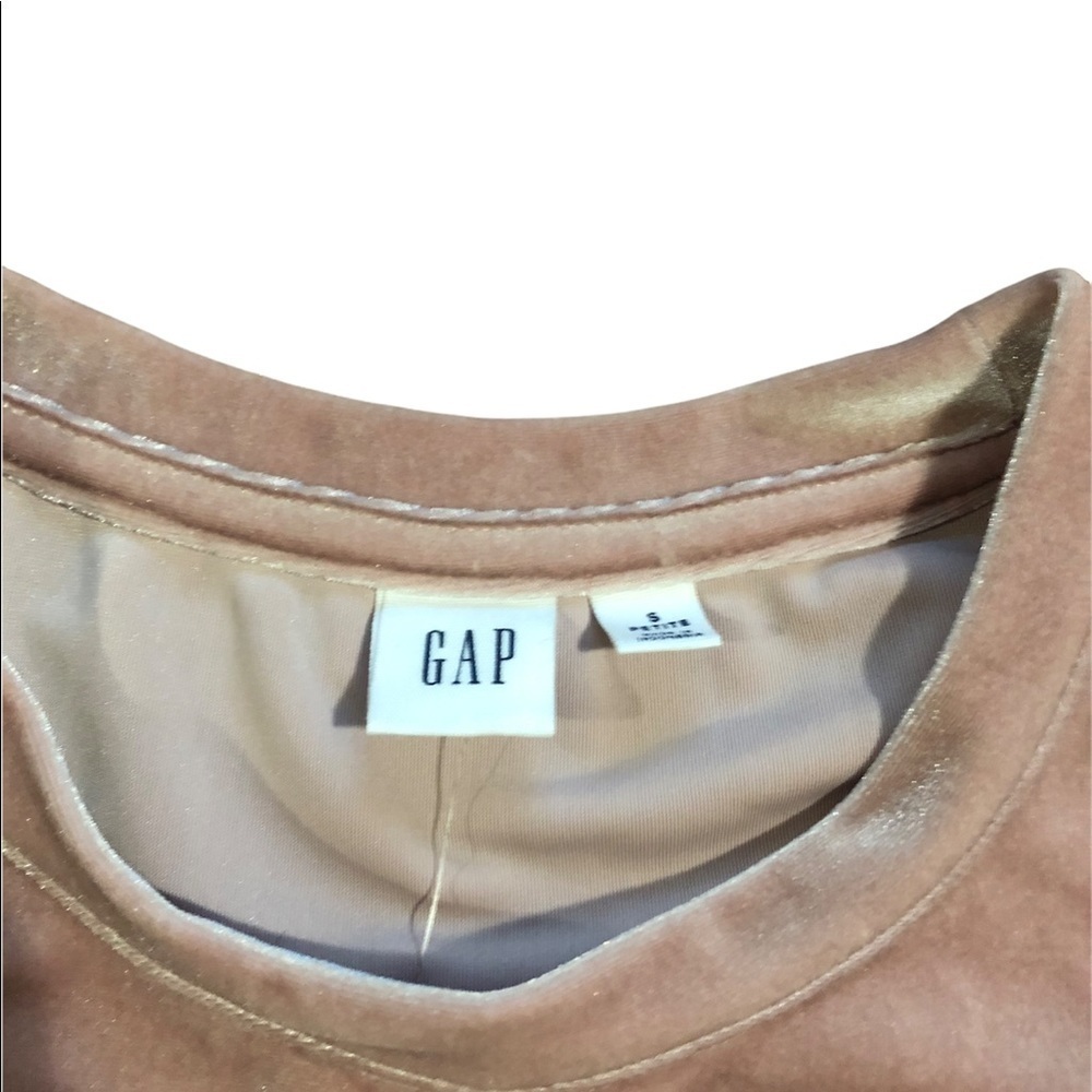 Gap Velvet petite top women’s - Picture 4 of 4